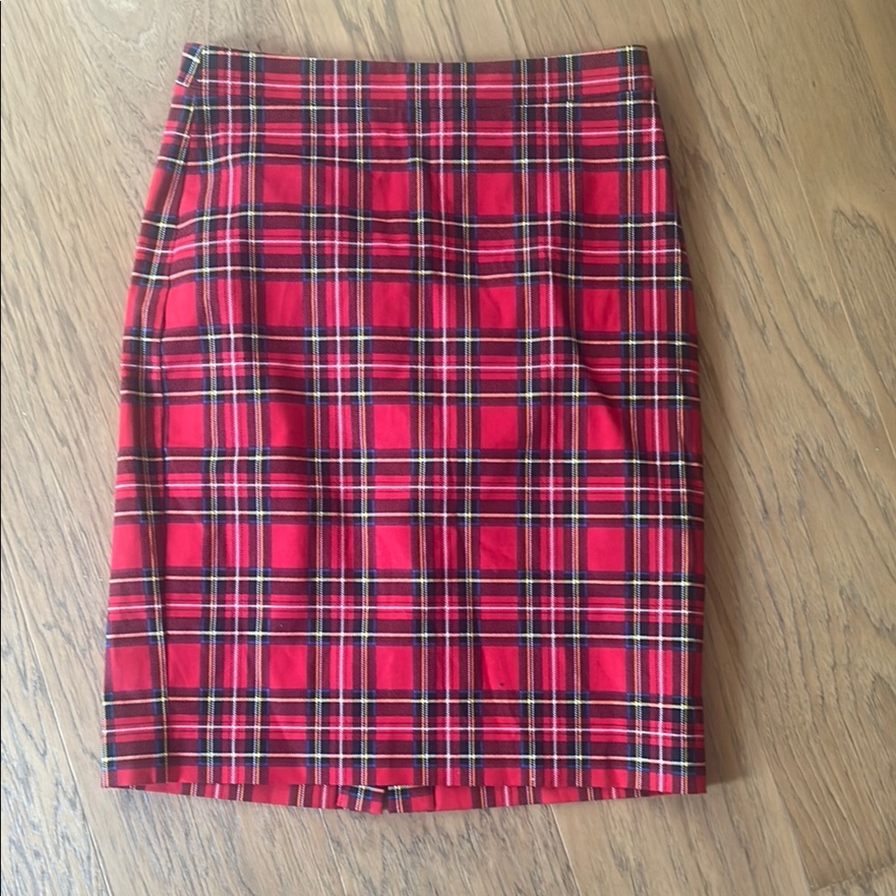Red and Black Knee-Length Pencil Skirt for Casual Wear with fully lined!